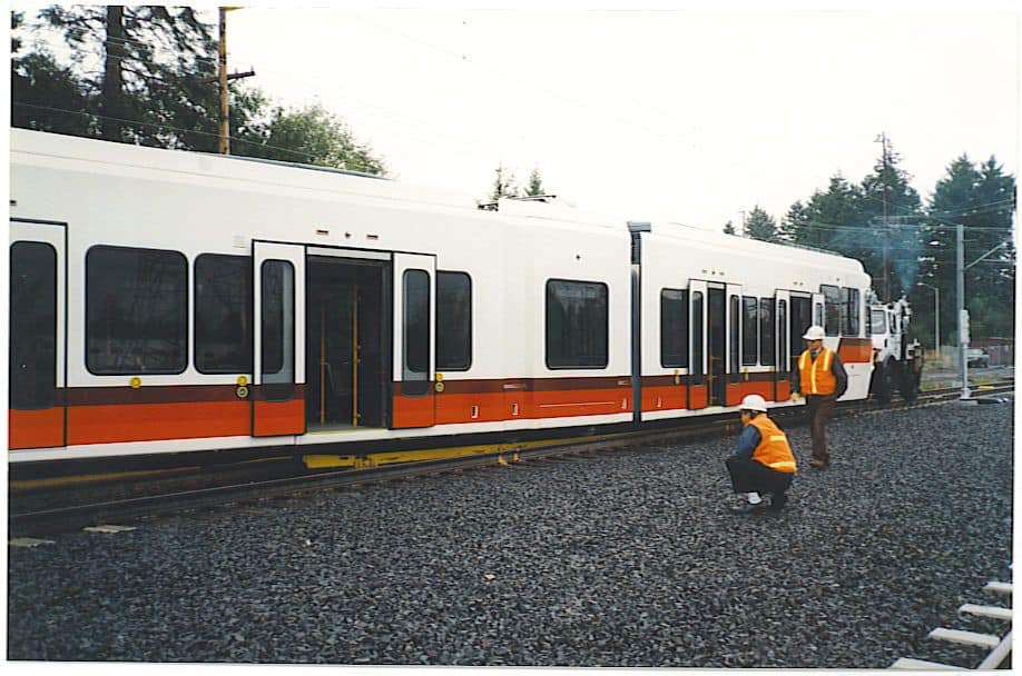 sd660deliv2.jpg (81234 bytes)